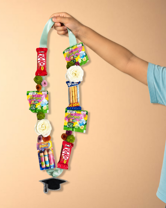 Graduation Kids Garland